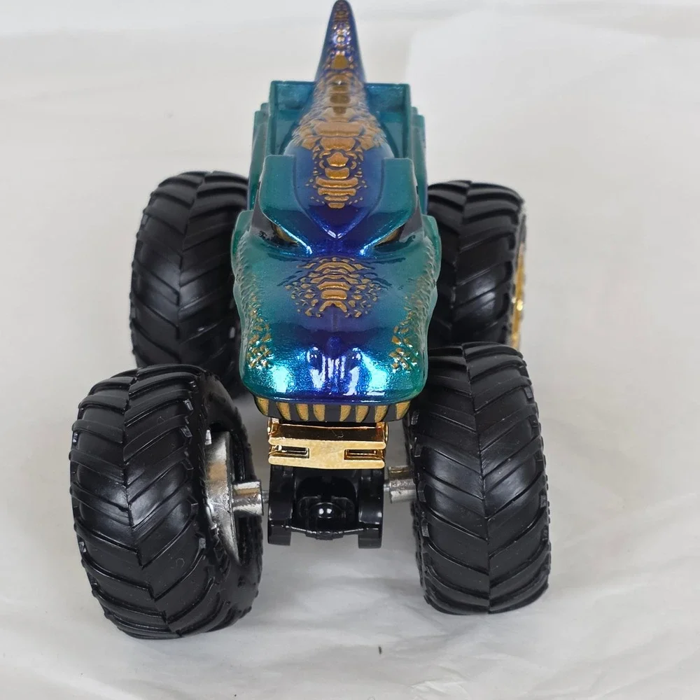 Hot Wheels Monster Trucks Mega Wrex Iridescent Teal Blue Gold Chrome 1:64 Scale